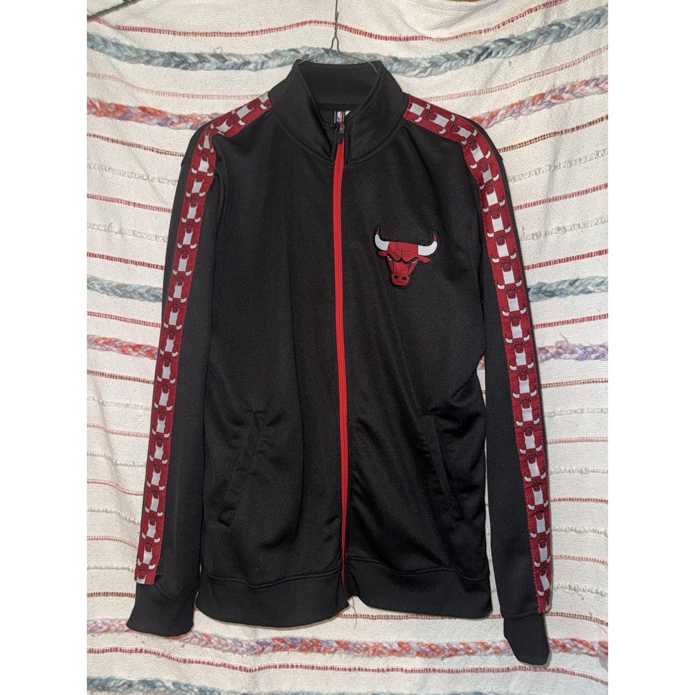 Chicago Bulls  Track Warm-up NBA Jacket Men's Large Full‎ Zip Logos On Sleeves